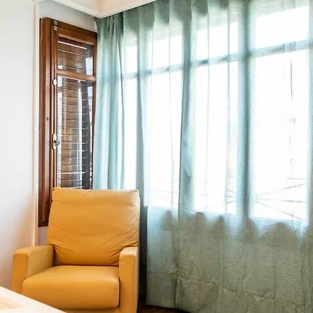 Travel Habitat San Vicente * Valencia